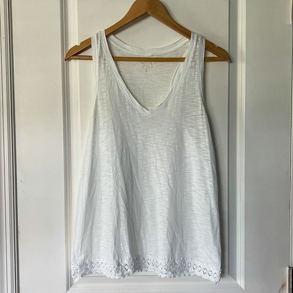 Lilly Pulitzer Tops - Lilly Pulitzer Pima Cotton White Tank Top with Lace Hem